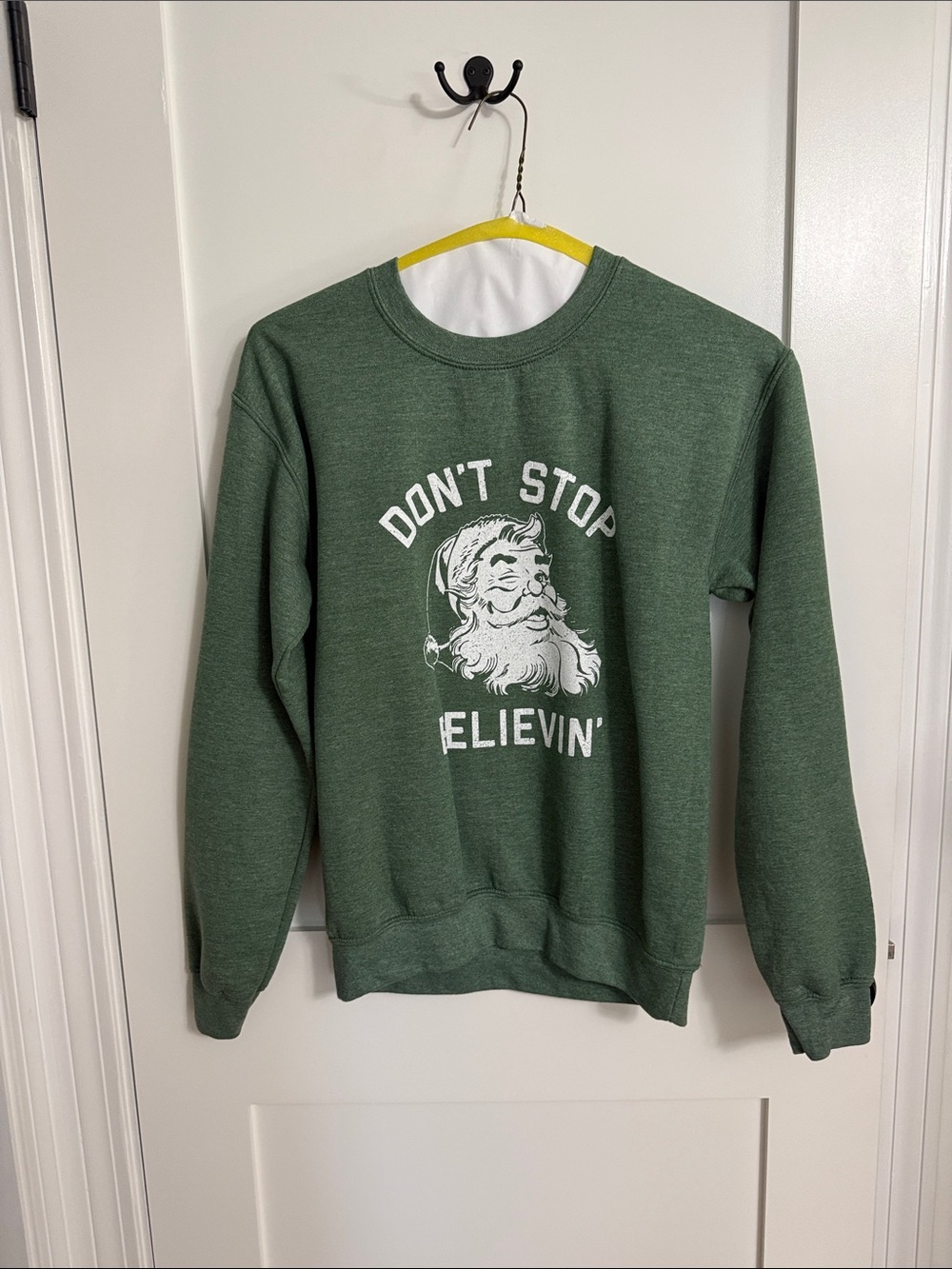 Gildan Forest Green Crewneck Sweatshirt with White Graphic Santa